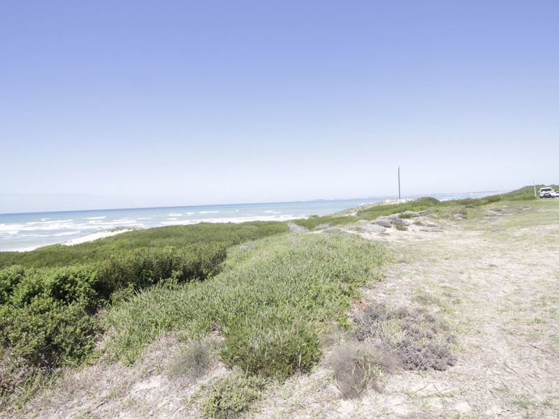 Prime Beachfront Stand with Uninterrupted Sea Views - Photo 3