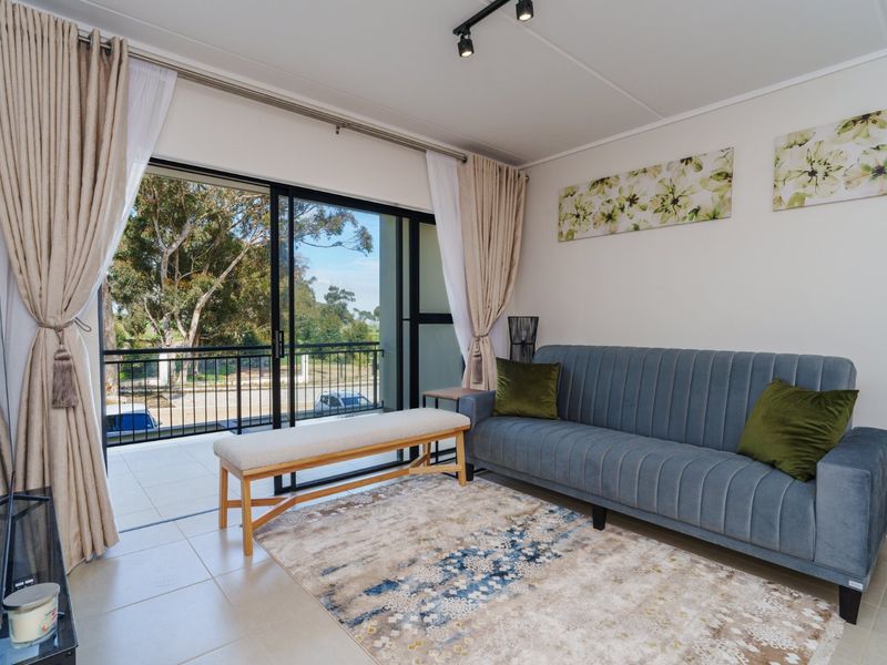 Furnished & Fitted Durbanville Hills facing first Floor apartment - Photo 6