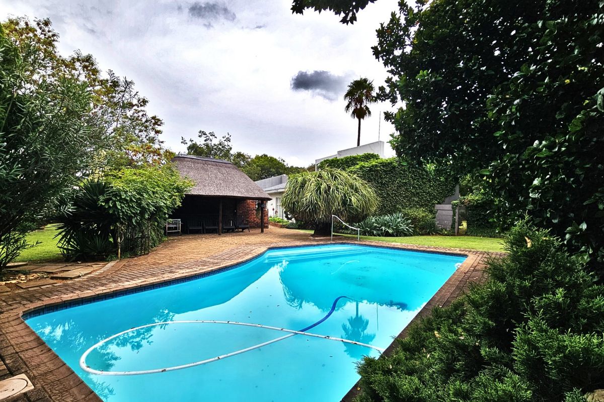 Impeccable family home in Three Rivers East. - Photo 5