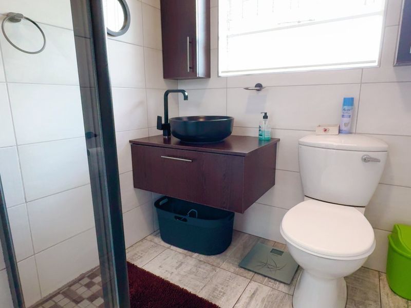 A well positioned simplex in Three Rivers - Photo 8