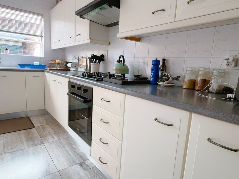 A well positioned simplex in Three Rivers - Photo 6