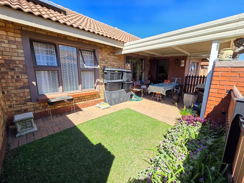 Secure Retirement Living With Solar Convenience - Photo 4