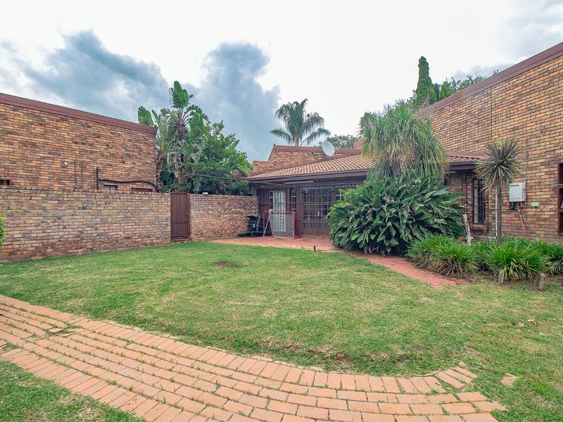 Versatile Family Home With Flatlet Income - Photo 9