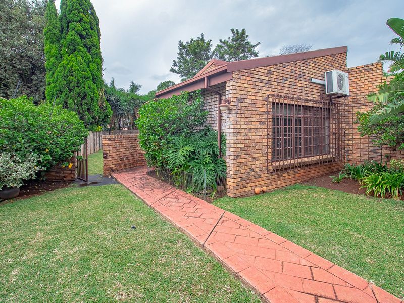 Versatile Family Home With Flatlet Income - Photo 8