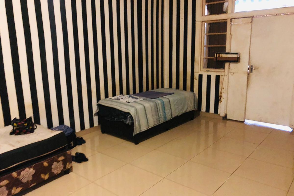 1 Bedroom Sharing Apartment To Let In Durban Central, Durban - Photo 4