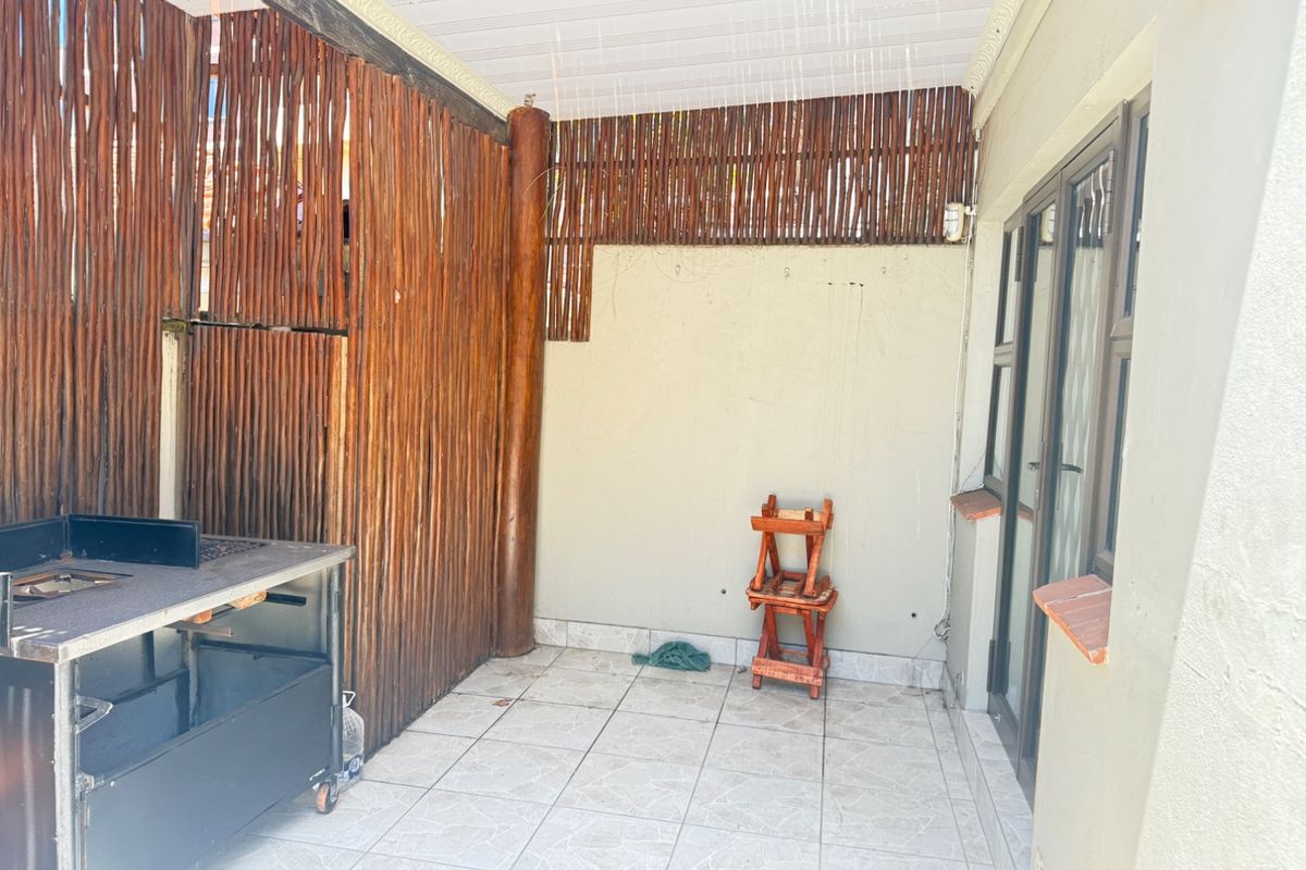 Exquisite Private Home for sale - Photo 5