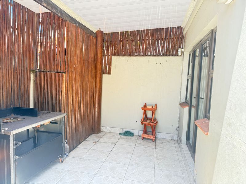 Exquisite Private Home for sale - Photo 5