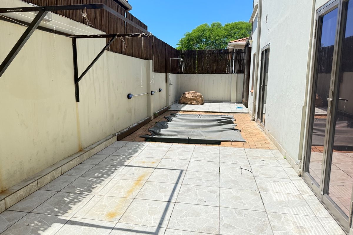 Exquisite Private Home for sale - Photo 4