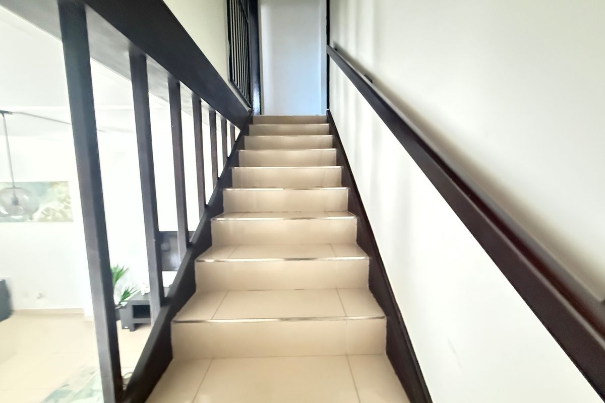 Exquisite Private Home for sale - Photo 2