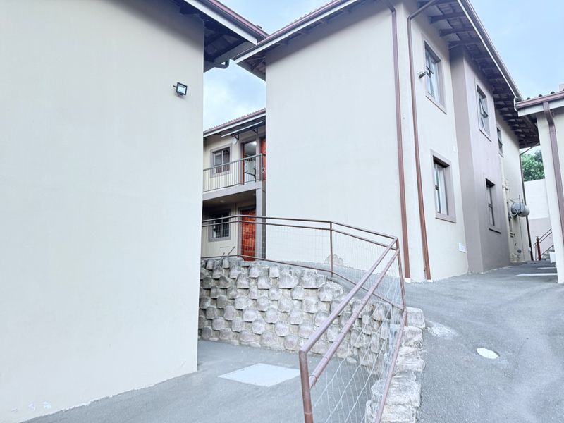 BEAUTIFUL PEACE OF MIND - Photo 6