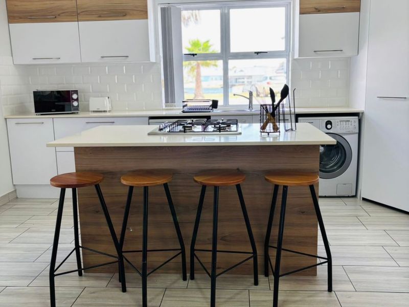 3 Bedroom Apartment for rent in Marina Martinique - Jeffreys Bay - Photo 9