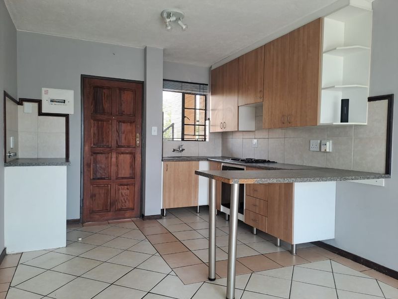 Ready To Move In 1 Bed Apartment - Photo 6