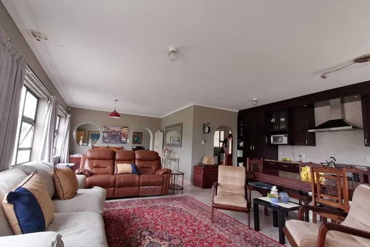 Spacious 3-Bedroom Middle-Floor Apartment fully furnished in Peaceful Paradise Beach  - Photo 5