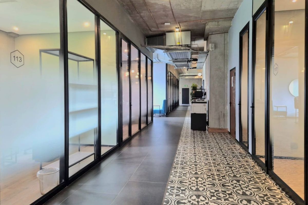 PROFESSIONAL OFFICE SPACE in Blue Hills Midrand! – Workspaces from R1 740 - Photo 3