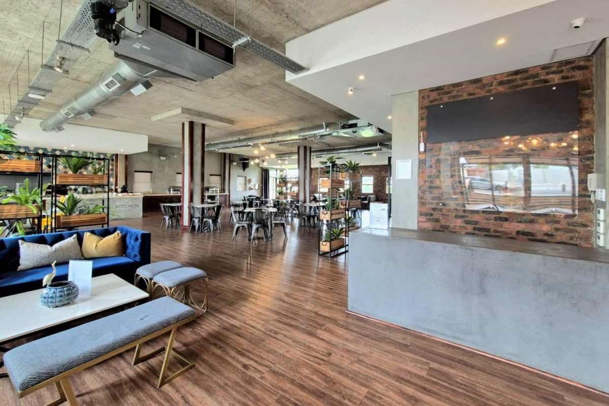 PROFESSIONAL OFFICE SPACE in Blue Hills Midrand! – Workspaces from R1 740 - Photo 4