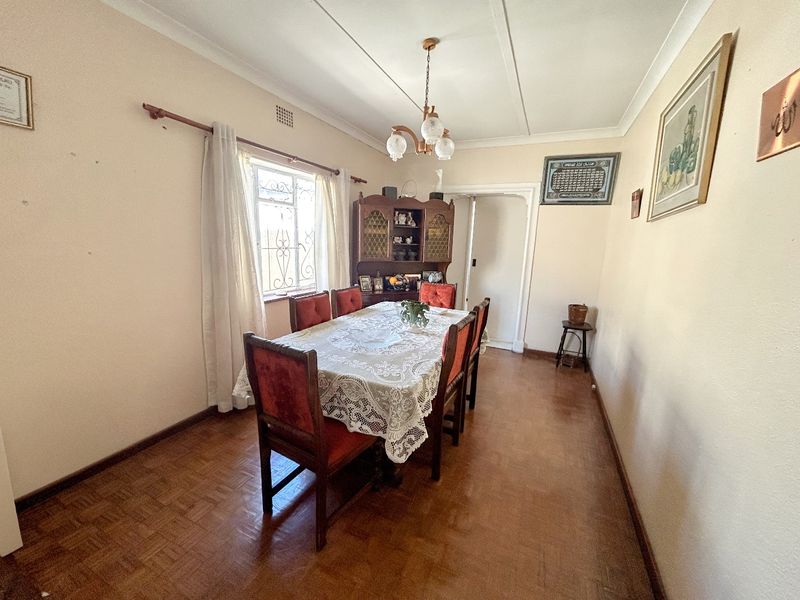 Spacious 3-Bedroom Property with Huge Potential on 496m2 Erf - Photo 10