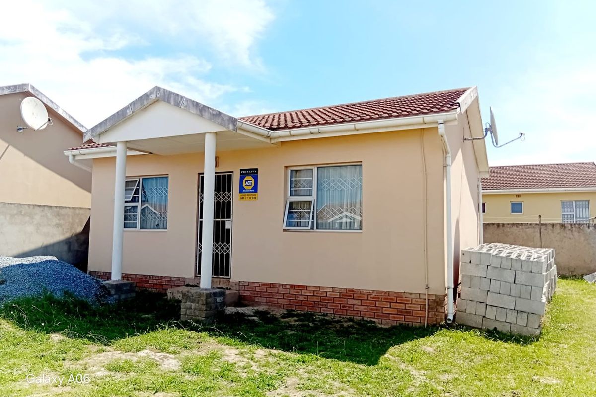 2 Bed House in Amalinda for Sale - Photo 2