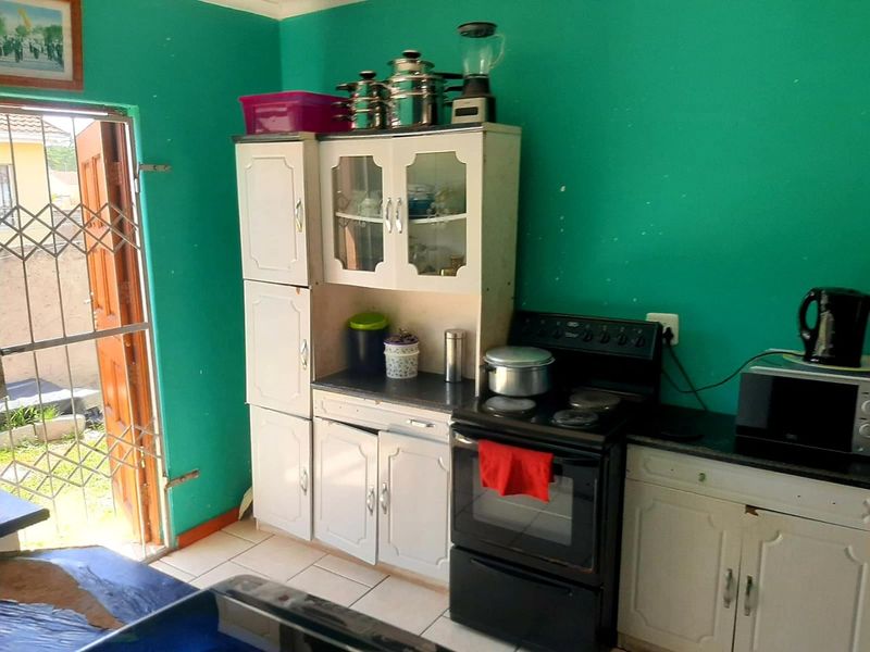 2 Bed House in Amalinda for Sale - Photo 10