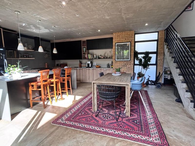 Experience architectural excellence in Midstream Ridge - Photo 7