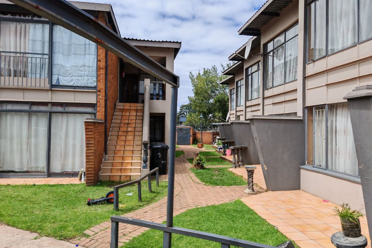 Block of flats in Kempton Park - Photo 5