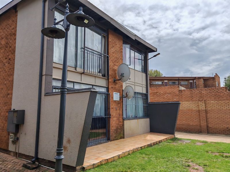 Block of flats in Kempton Park - Photo 3