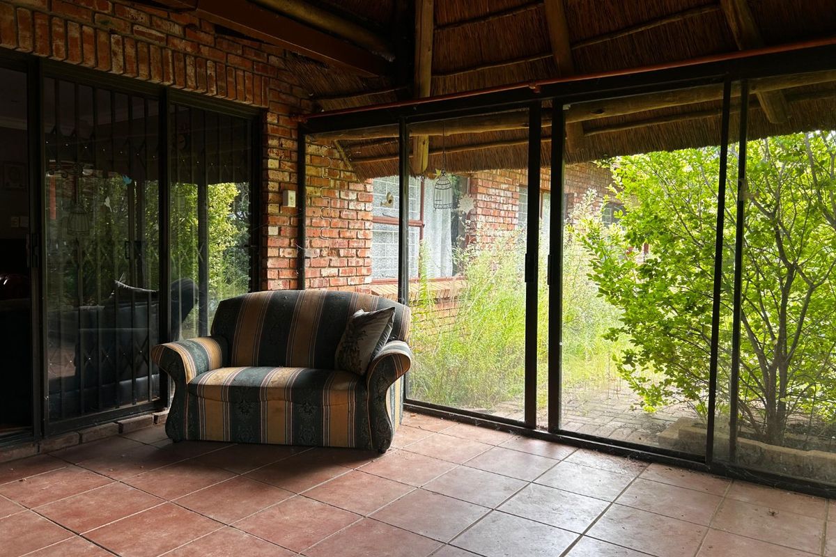 Family home for sale in Langenhovenpark at an Excellent Price - Photo 3