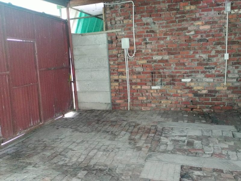 One Bedroom separate entrance - Photo 6