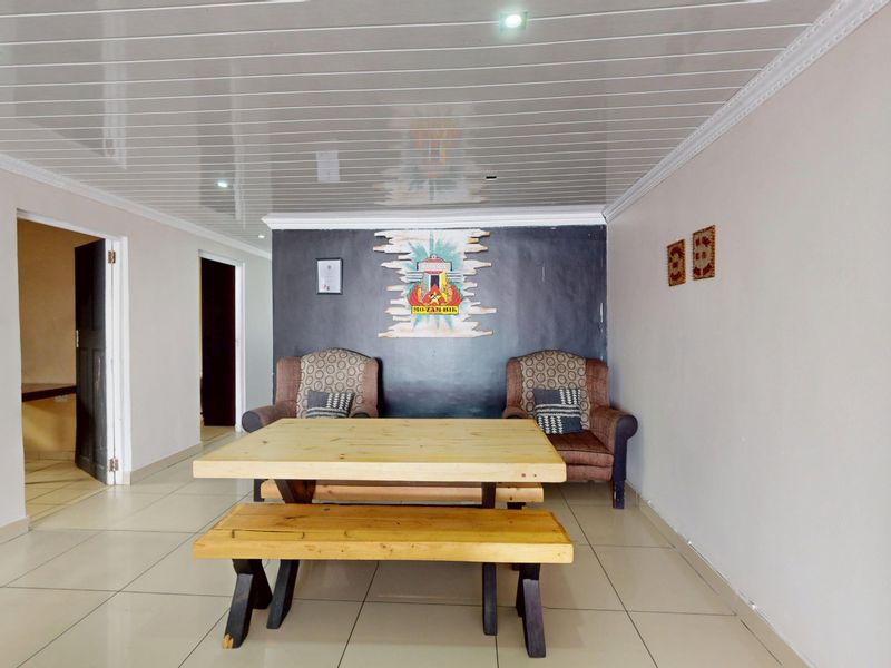 Move-In Ready Family Home with Pool, Modern Finishes & Secure Parking - Photo 6