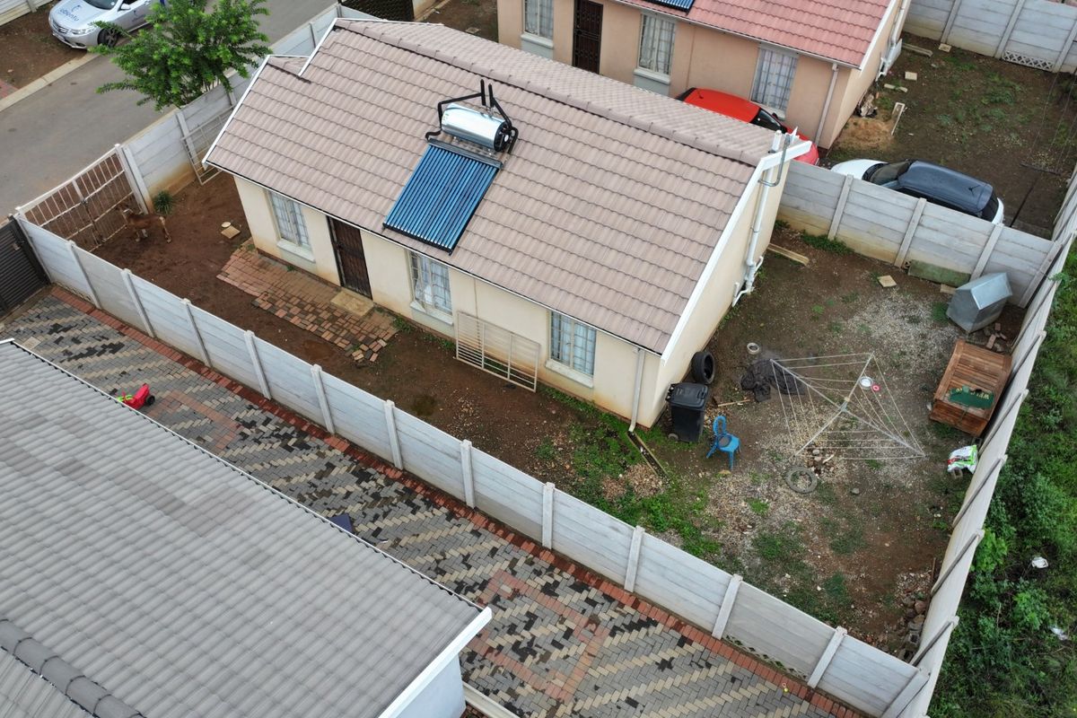 Spacious 3Bedroom House for Sale in Sky City - Photo 3