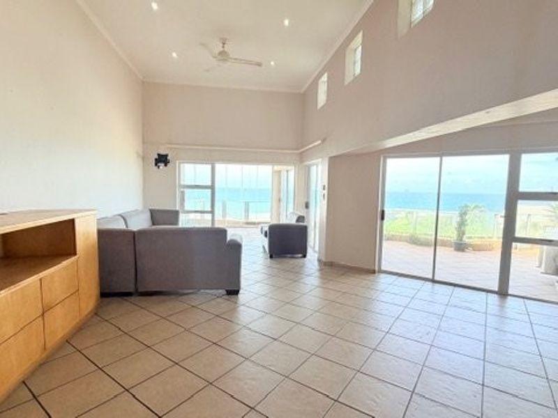 Exceptional Beachfront Penthouse With Incredible Ocean Views in Ramsgate - Photo 10