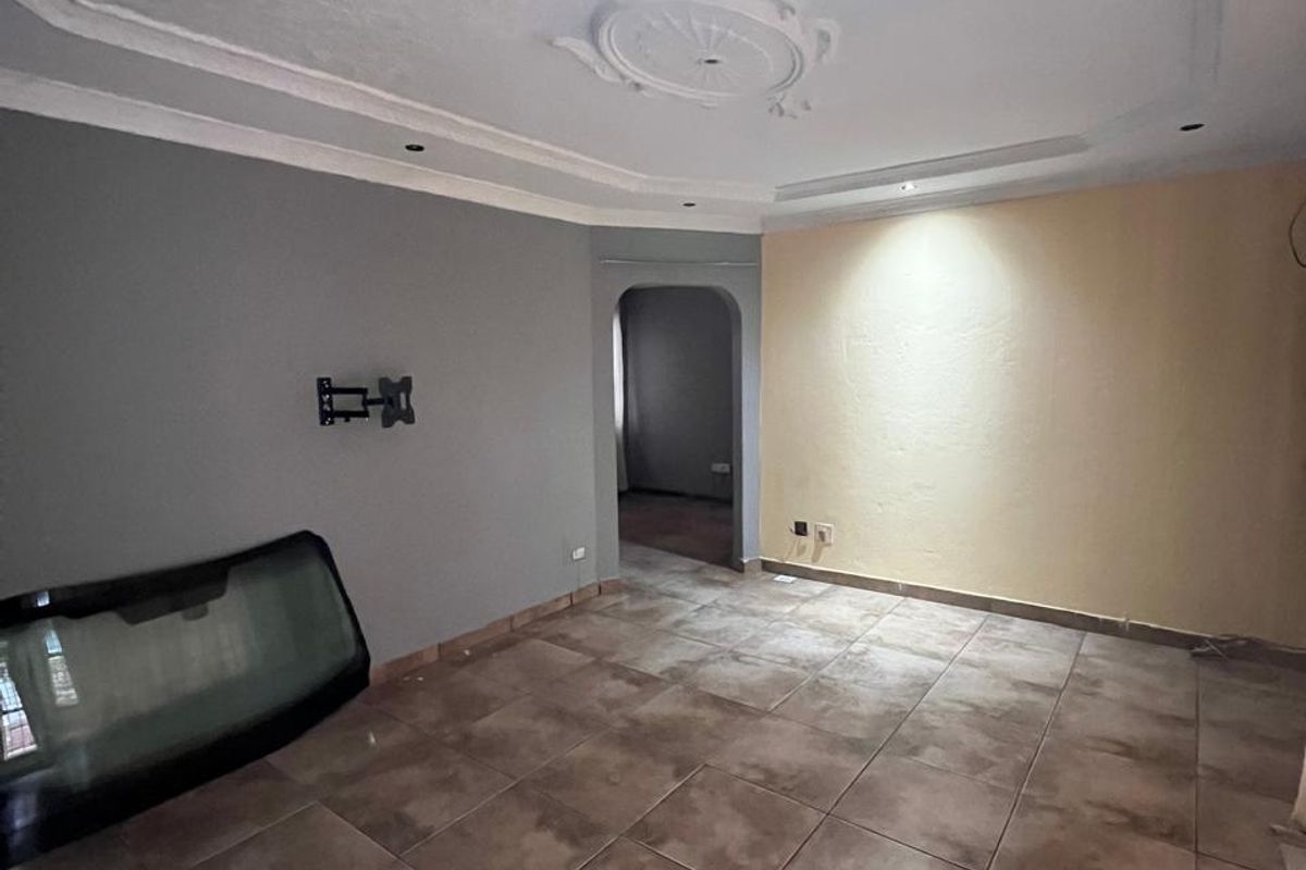 3 Bed House in Bramley View for Rent - Photo 3