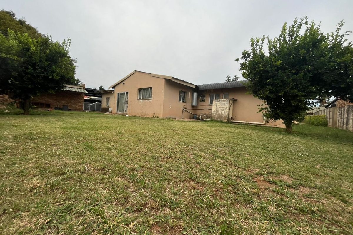 Estate Property for Sale – House Must Be Sold - Photo 2