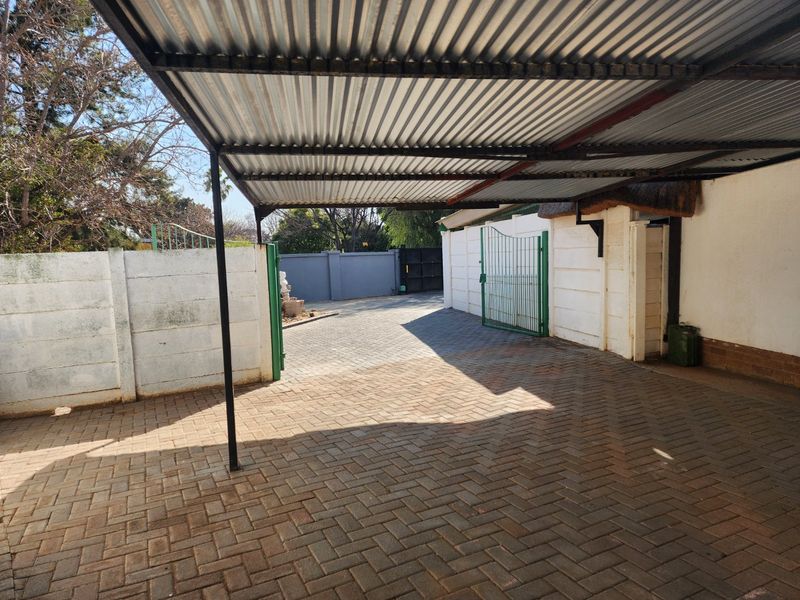 5 BEDROOM HOUSE IN ORKNEY - Photo 5