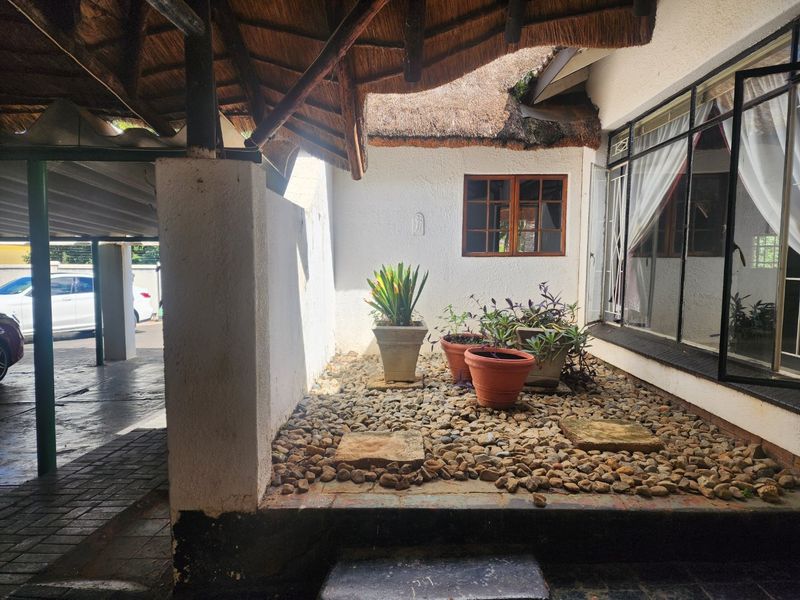 5 BEDROOM HOUSE IN ORKNEY - Photo 6