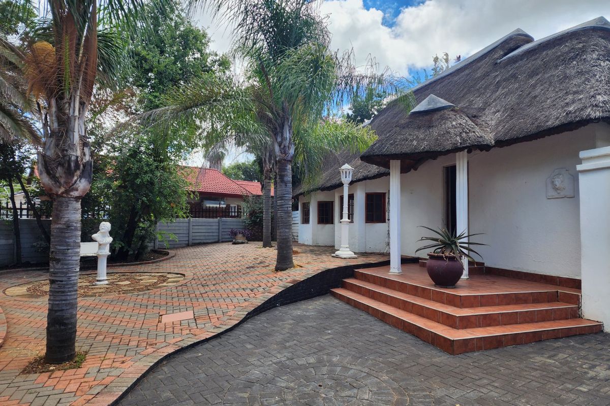 5 BEDROOM HOUSE IN ORKNEY - Photo 3