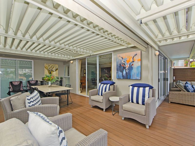 Fully Furnished 4-Bedroom Marina Apartment with Beautiful Water Views – Knysna Quays - Photo 4