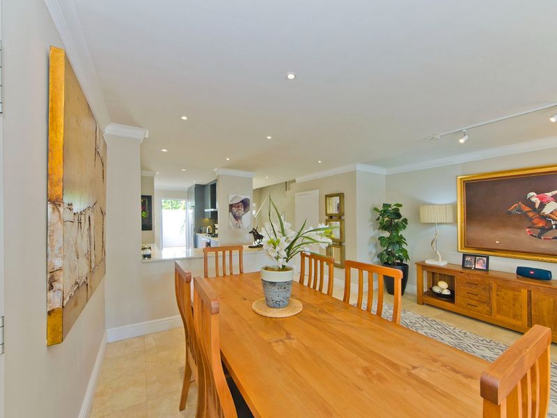 Fully Furnished 4-Bedroom Marina Apartment with Beautiful Water Views – Knysna Quays - Photo 9