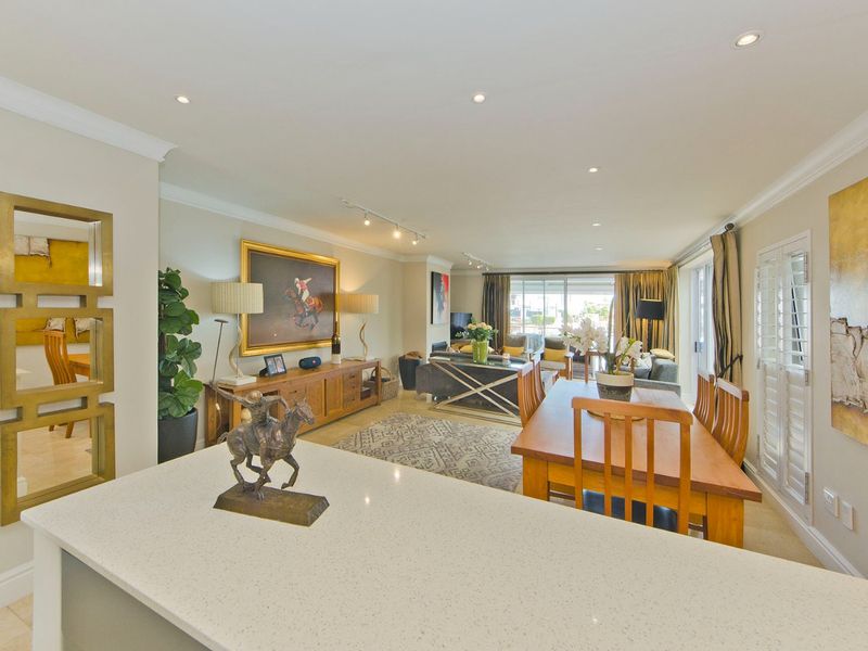 Fully Furnished 4-Bedroom Marina Apartment with Beautiful Water Views – Knysna Quays - Photo 8