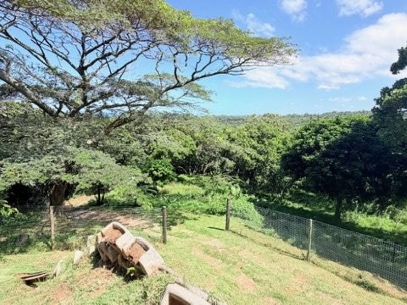 Renovated 6-Bedroom Home With Lovely Sea Views In Leisure Bay - Photo 6