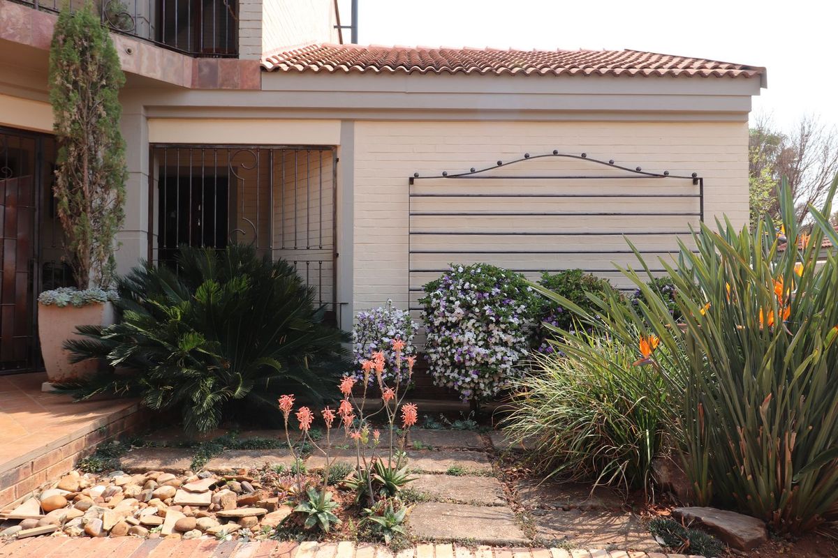 A CHARMING HOME LOADED WITH CHARACTER! - Photo 2