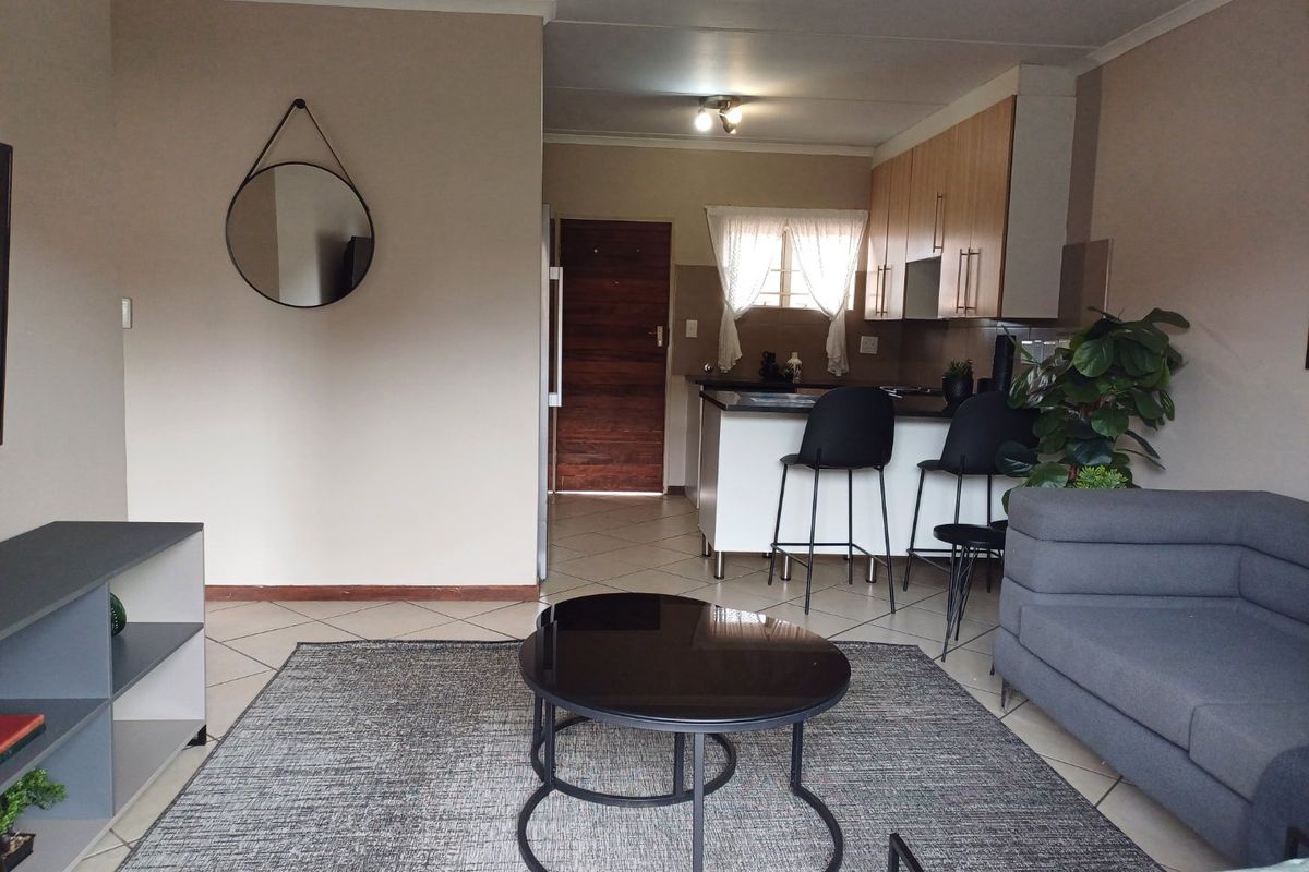 2 Bedroom Apartment/Flat, Mozart Lane, Noordwyk,  Midrand - Photo 3