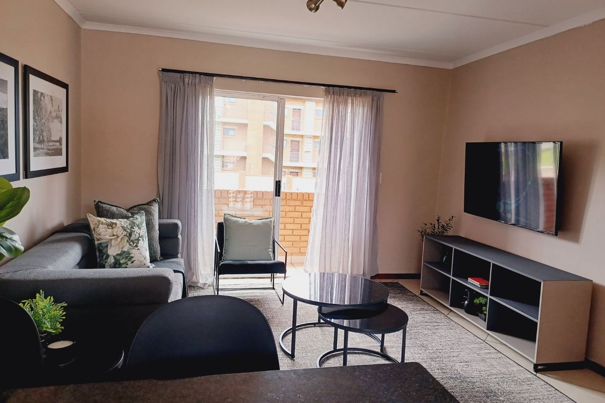 2 Bedroom Apartment/Flat, Mozart Lane, Noordwyk,  Midrand - Photo 2