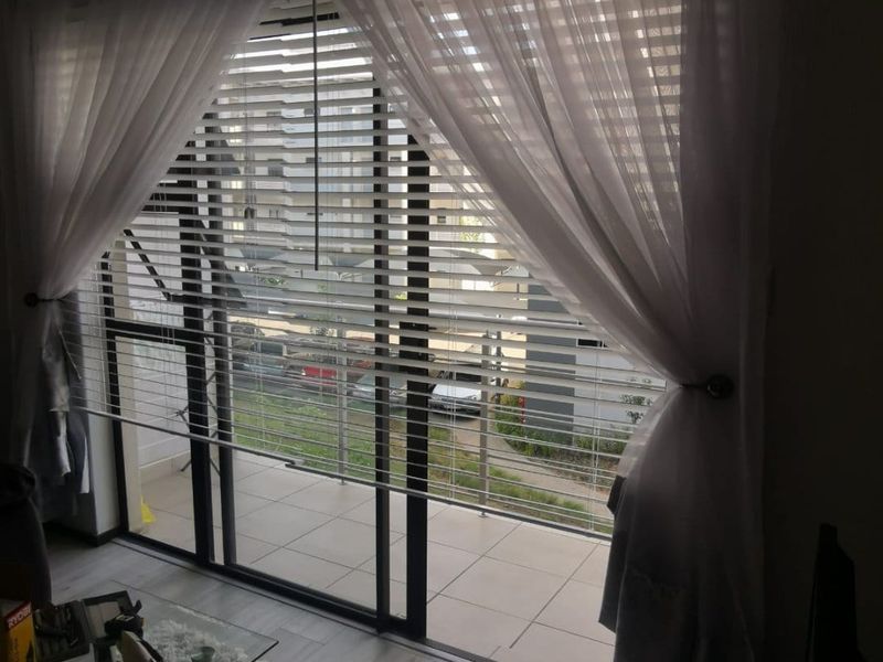 Impeccable 2 Bedroom Apartment to rent in Broadacres, Fourways - Sandton  - Photo 6