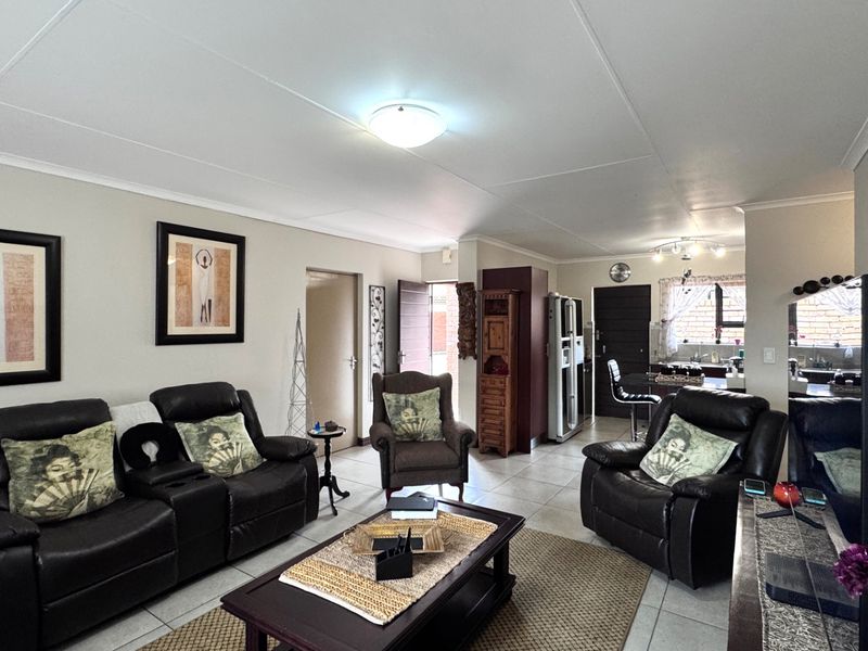 2 Bedroom with Impecable view - Photo 4