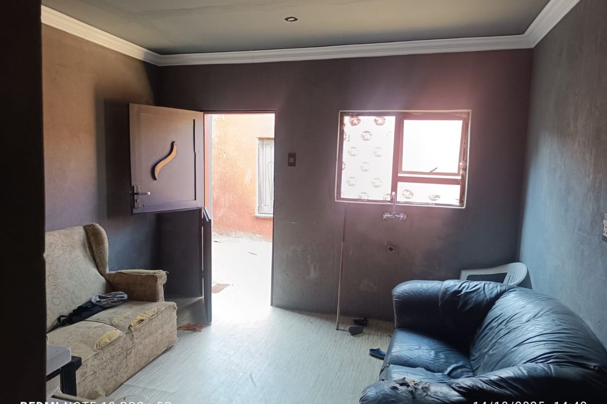 A GEM not to be missed - Photo 2