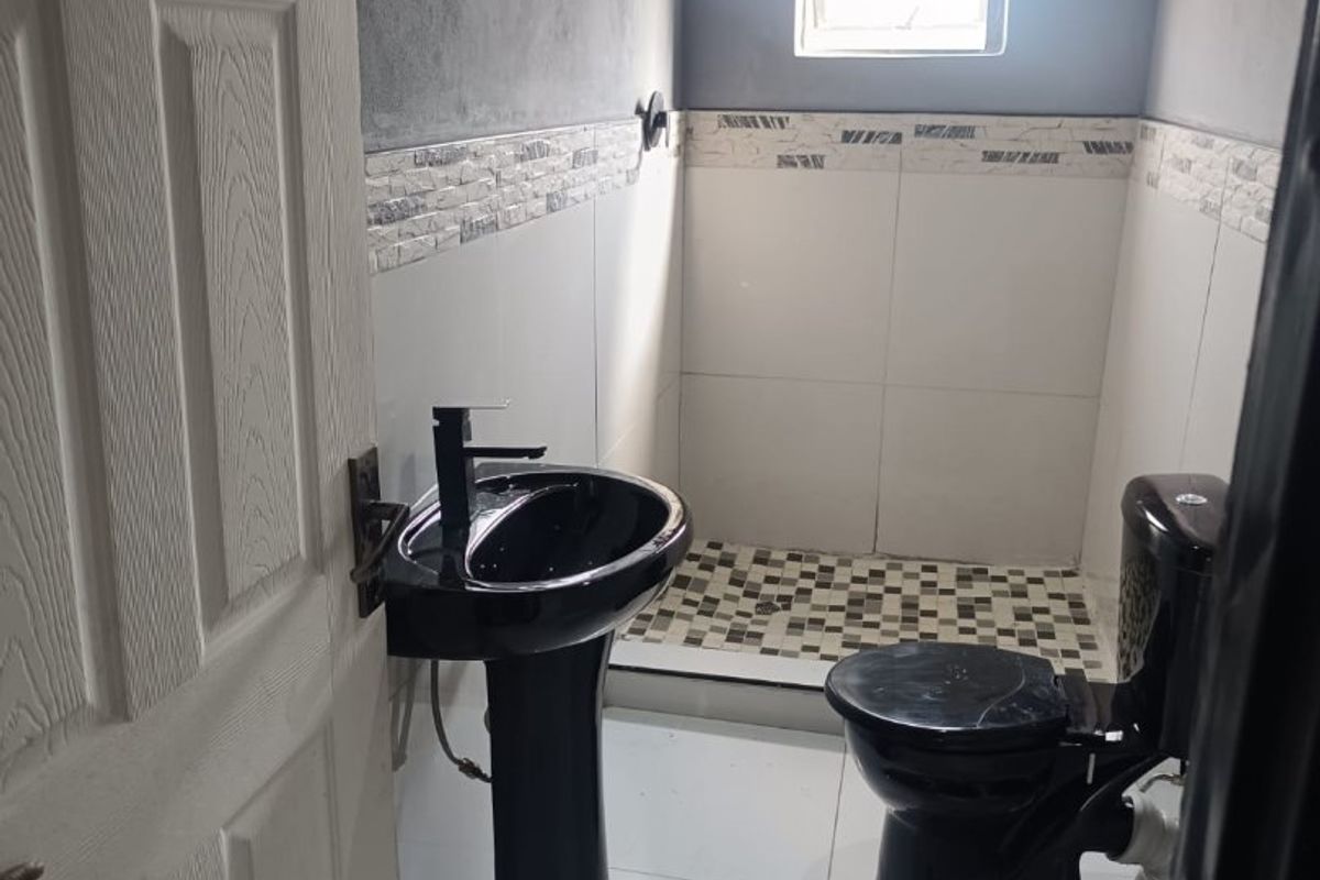 A GEM not to be missed - Photo 5