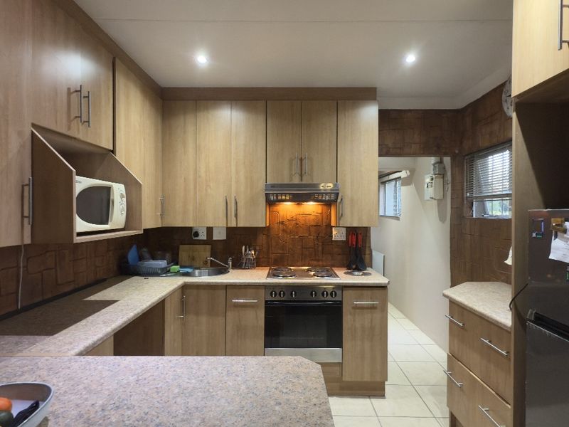 Modern and Spacious 1-Bedroom Apartment for Rent - Photo 10