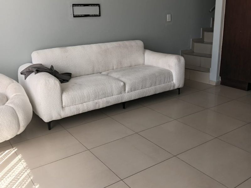 Stunning Duplex for Sale in a Secure Estate – Die Heuwel - Photo 4