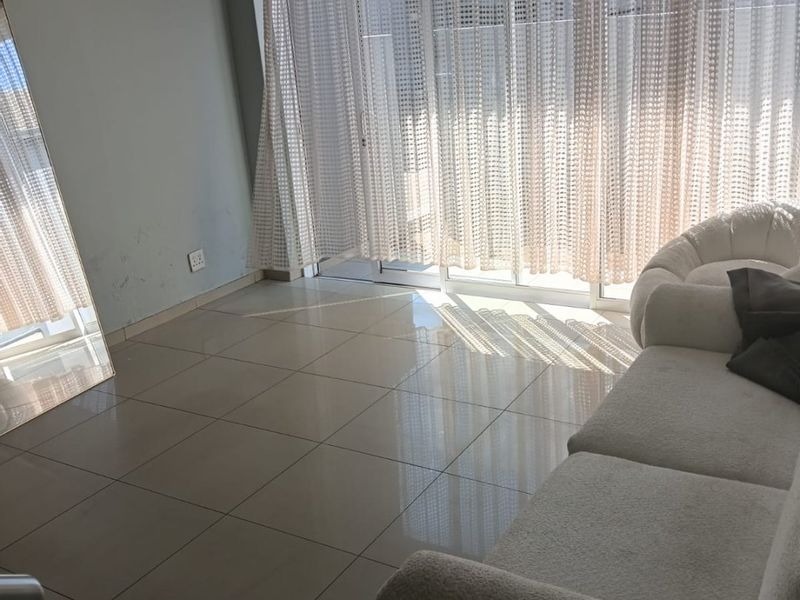 Stunning Duplex for Sale in a Secure Estate – Die Heuwel - Photo 3