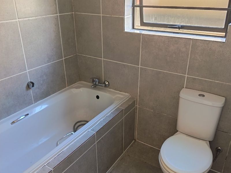 Two Bedroom House in Security Estate - Photo 9